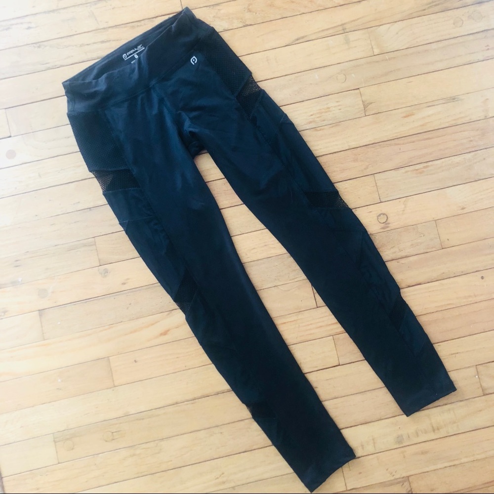 Sheer and Mesh Panel Yoga Leggings